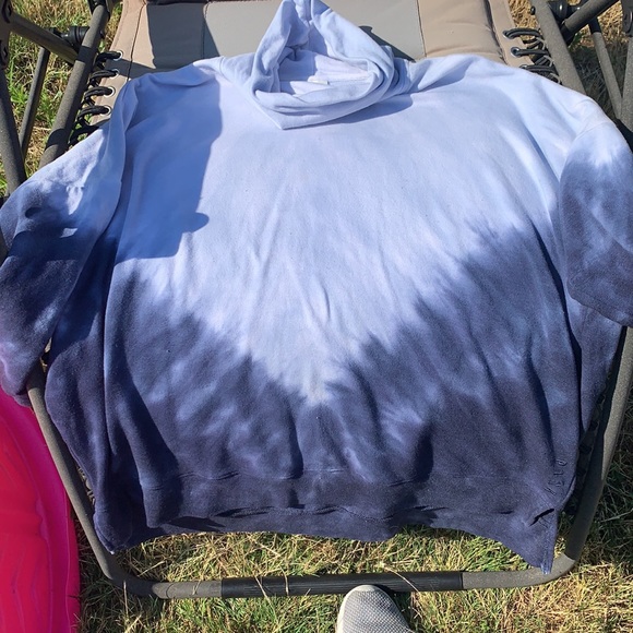 Victoria secret PINK turtle neck sweatshirt! Xs - Picture 5 of 6